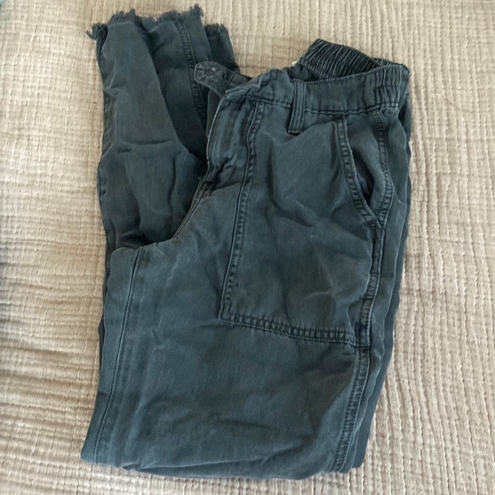 Aeri cargo pants